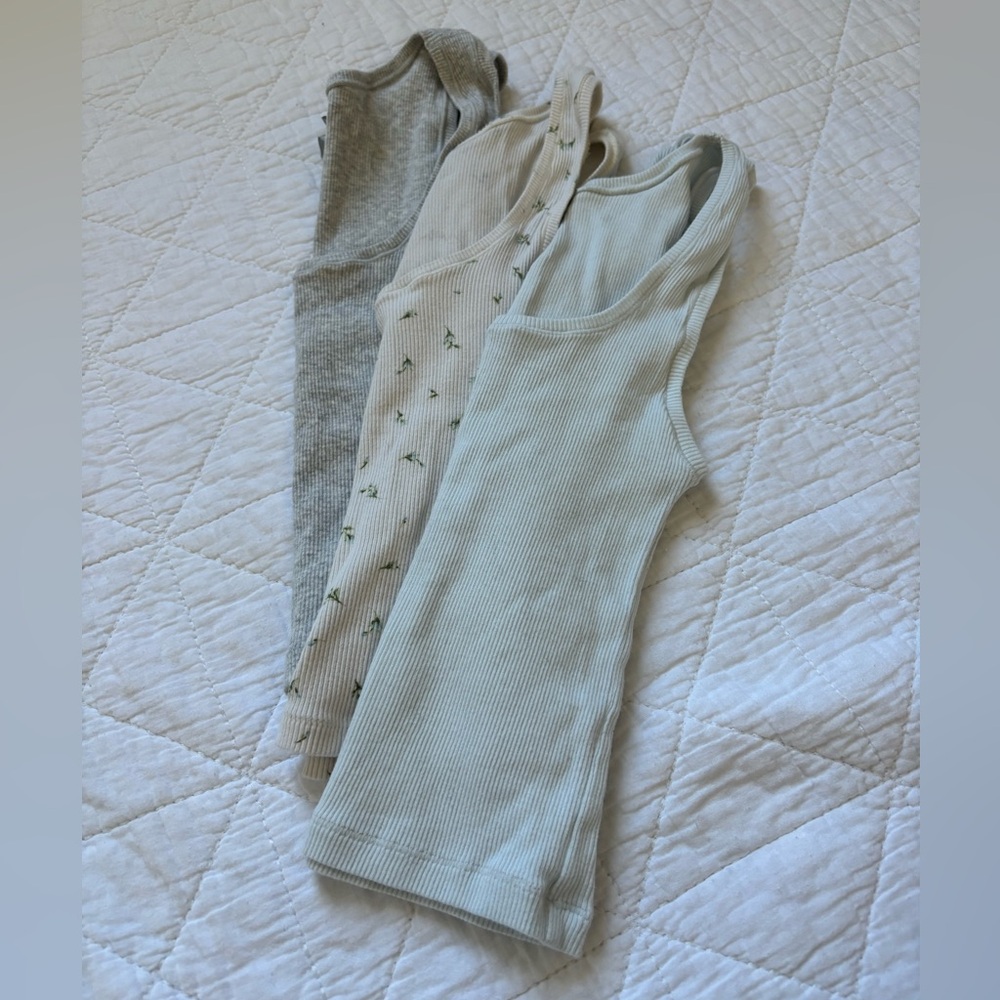 SKIMS Tank Top Bundle